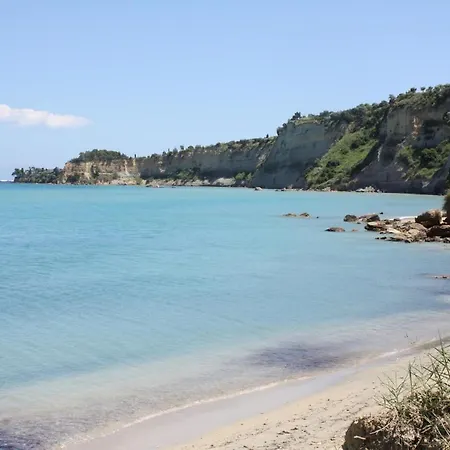 Orfanos 4 *