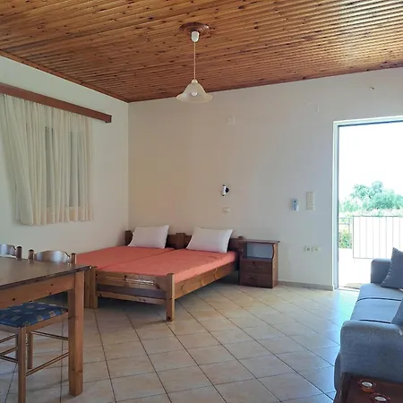 Feriehus Orfanos 4 Armenoí