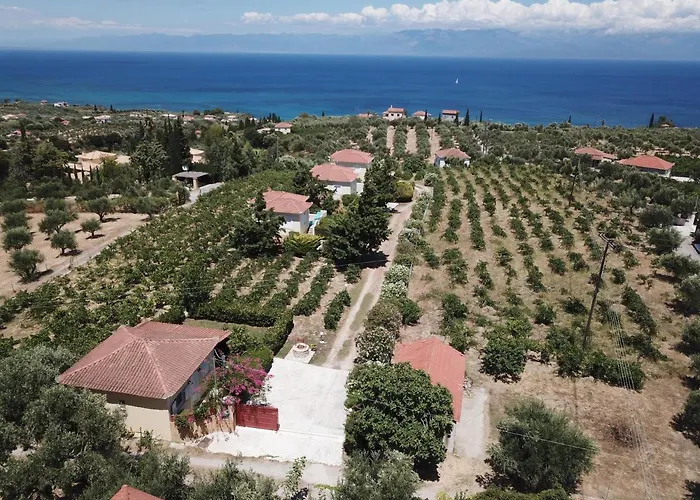 Vakantiehuis Orfanos 4 *