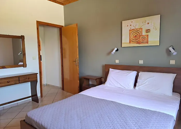 Vakantiehuis Orfanos 4 *